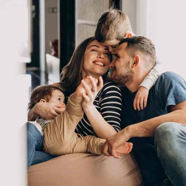 famille-heureuse-assurance-habitation