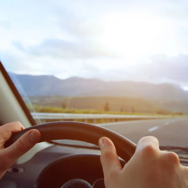 volant-voiture-paysage